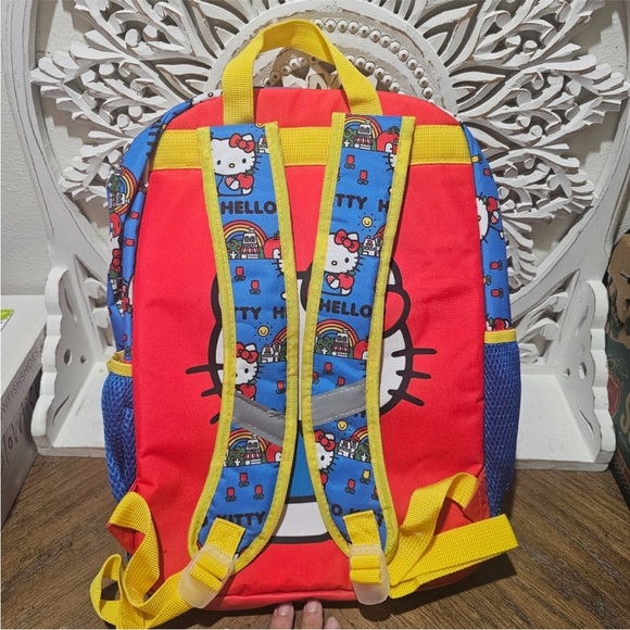 Hello Kitty 4-Piece Backpack Set - Picture 6 of 7